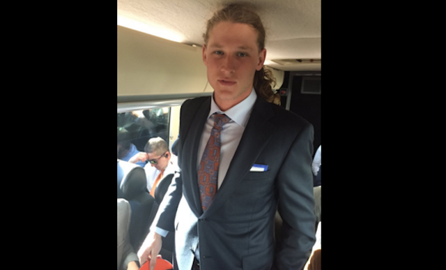 Broncos re-sign practice squad player who got a custom suit from