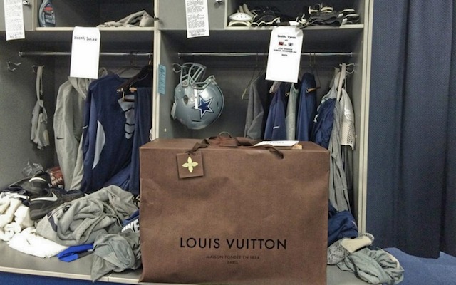 PHOTO: Tony Romo buys Louis Vuitton bags for his offensive linemen 