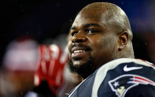 Former Patriots Lineman Vince Wilfork Signs With Texans - Sports