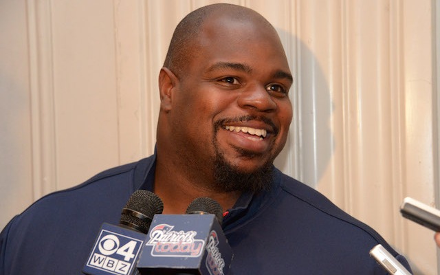 VIDEO: Vince Wilfork turns into one-man dance party while he grills -  