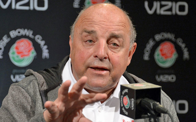 Barry Alvarez believes the Big 12 was hurt by its conference rules in 2014. (USATSI)