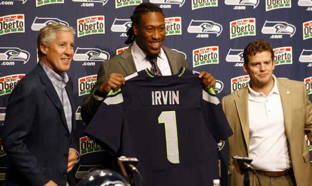 Bruce Irvin takes to Twitter to state his case on option