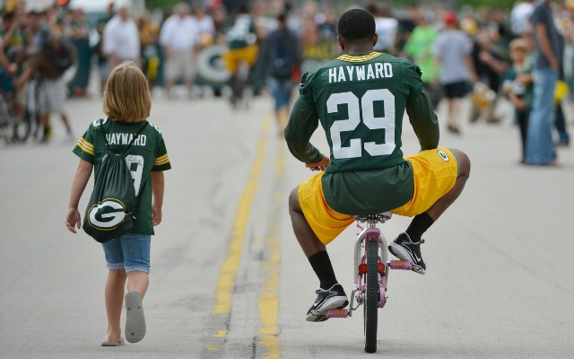 Report: Packers CB Casey Hayward could be out a month 