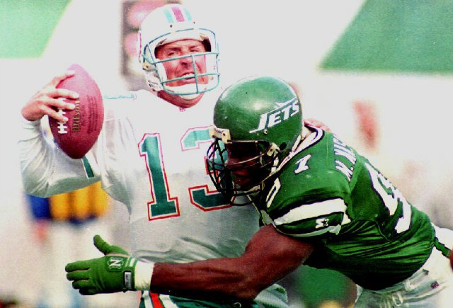 Dan Marino, shown here in 1992, had his way with New York on his fake spike 20 years ago. (Getty Images)