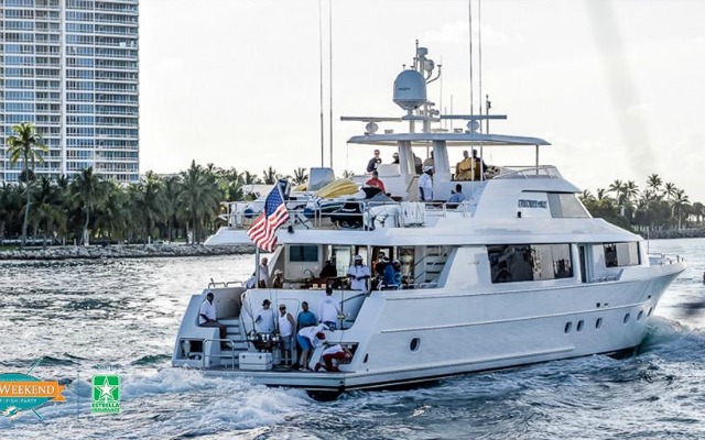 LOOK: Dolphins take fishing trip on huge boat with their fans