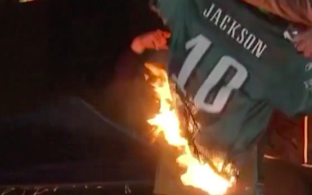 WATCH: Fans burn DeSean Jackson jersey before Redskins-Eagles