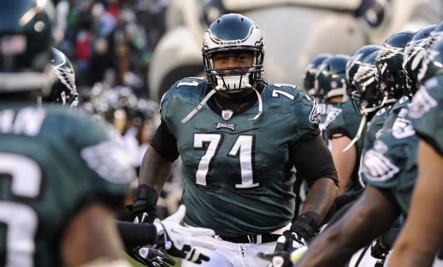 Cowboys LT Jason Peters checks out of game with hip injury