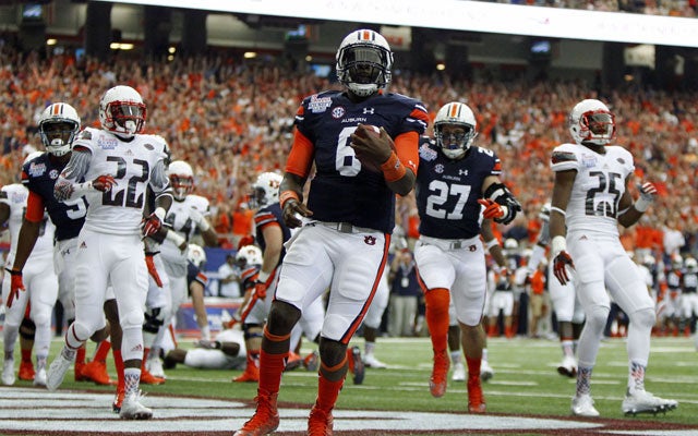 Jeremy Johnson had an up and down day for Auburn in its opener. (USATSI)