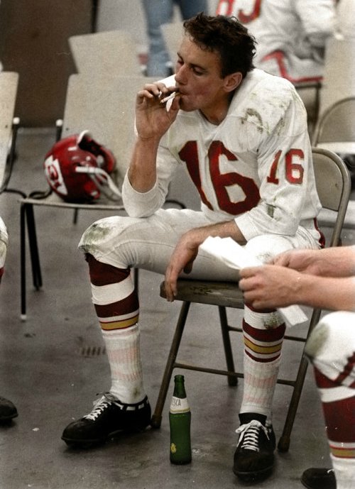 Just Because: Len Dawson enjoys a sweet cig during Super Bowl I