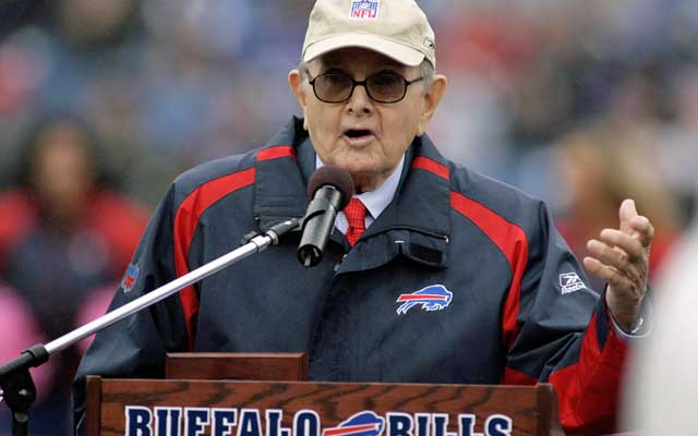 PHOTO: Bills leave one light on at stadium to honor Ralph Wilson ...