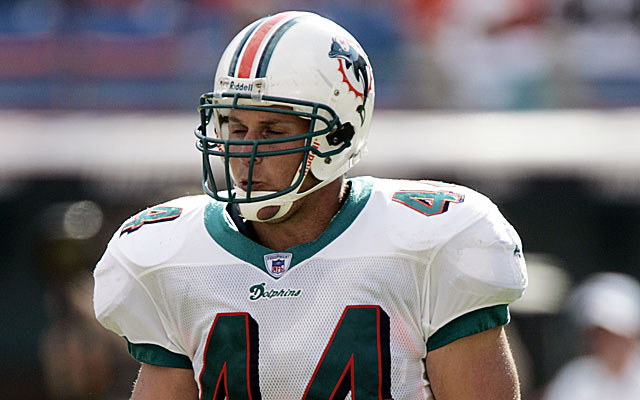 Ex Dolphin Rob Konrad swims to shore - Chicago Tribune