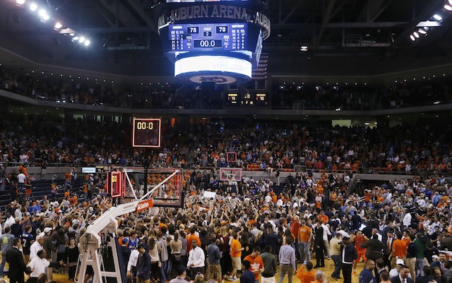 Court storm after Kentucky win, Kick Six net Auburn $100K fine from SEC ...