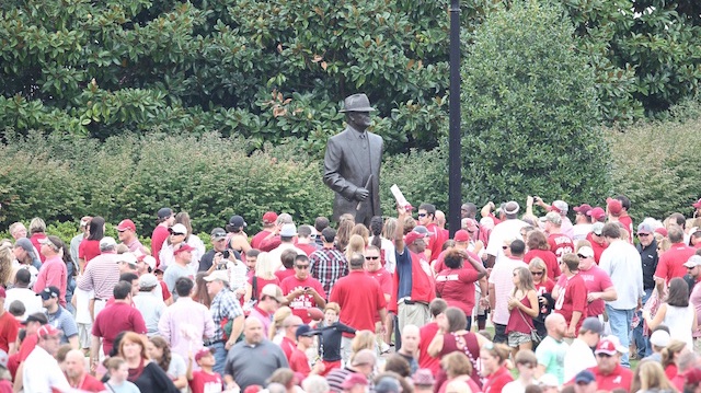 The Sometimes Suspect Sartorial Splendor of Bear Bryant - Roll