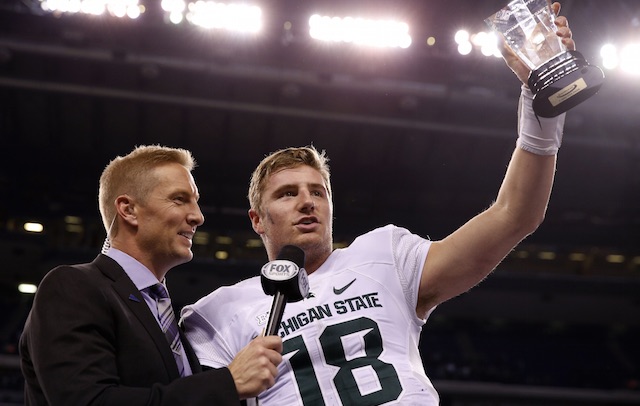 Watch Connor Cook apologize to Archie Griffin for trophy exchange - Big Ten  Network