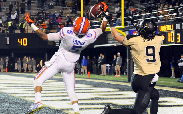 WATCH: Florida CB Jalen Tabor made one of Saturday's best catches