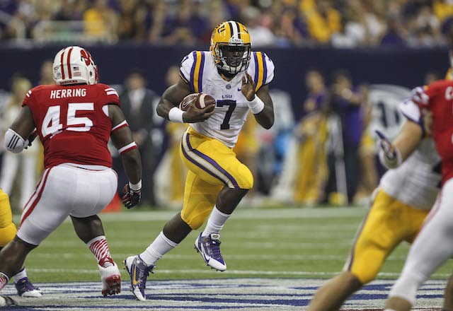 Lsu Freshman Rb Leonard Fournette And His Heisman Pose After Td Cbssports Com