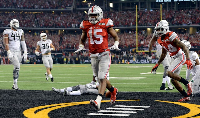 Ezekiel Elliott carried the Ohio State offense down the stretch