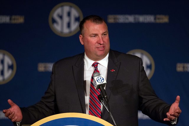 Bret Bielema isn't backing down from his rules proposal. (USATSI)