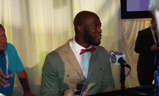 Per Leonard Fournette, the SEC has expensive taste in running back-to-car-comparisons. (Jerry Hinnen)