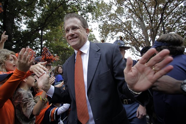 Gus Malzahn has Auburn sitting pretty at 10-1. (USATSI)