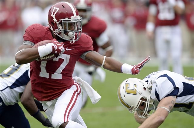 Report Alabama Rb Kenyan Drake Charged With Entering Crime