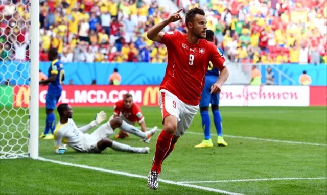 Haris Seferovic celebrates his game-winner against Ecuador. (Getty Images)