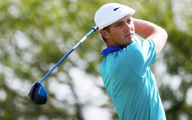 Rookie DeChambeau signed his new Cobra contract in a strange way ...