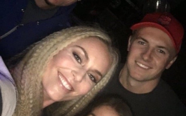 What a crew. (@lindseyvonn)