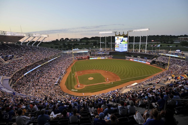 Logo des Kauffman Stadions