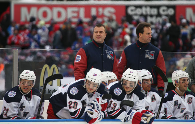 Rangers rout Devils at Yankee Stadium