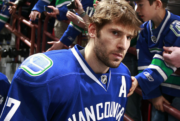 Canucks want 'a player to help Kesler,' says Gillis - NBC Sports