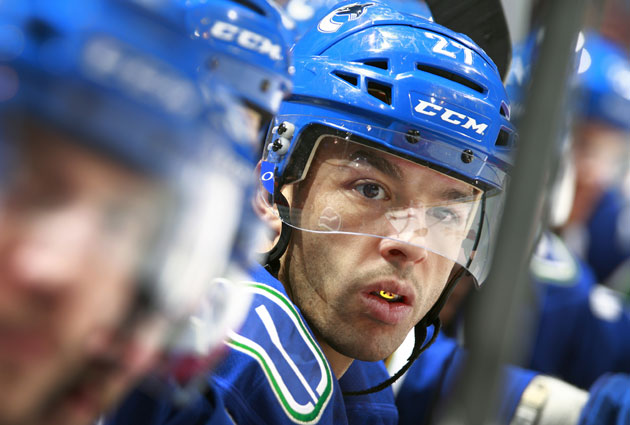 Canucks shut down Manny Malhotra for season, place him on IR 