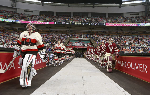 1,068 Tim Hortons Nhl Heritage Classic Ottawa Senators V Vancouver Canucks  Photos & High Res Pictures - Getty Images
