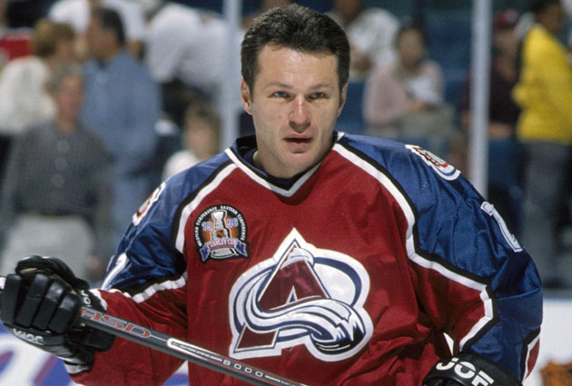 Claude Lemieux, Darren McCarty watch Red Wings-Avalanche fight together