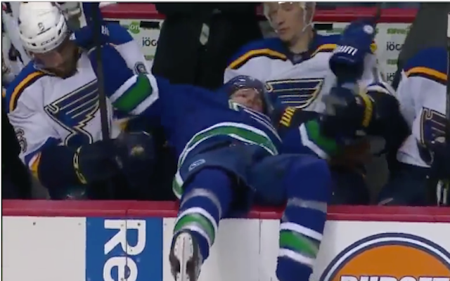Alex Burrows decided to join the St. Louis Blues for a few seconds. (NHL)