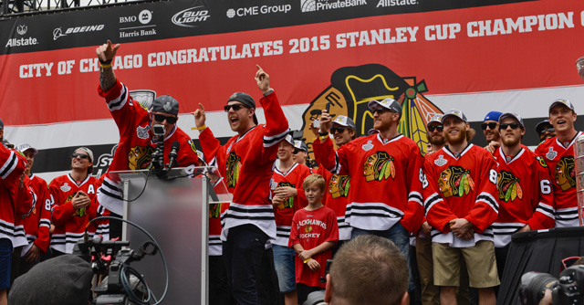 https://sports.cbsimg.net/images/nhl/blog/Blackhawks_Rally_VersteegRap.jpg