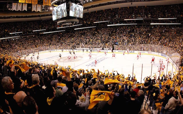 The Boston Bruins want their real fans getting tickets. (USATSI)