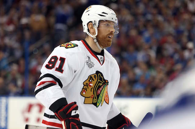 Brad Richards powers Game 1 win over Flyers