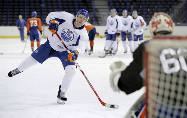 Connor McDavid, Steven Stamkos slam NHL Pride jersey ban