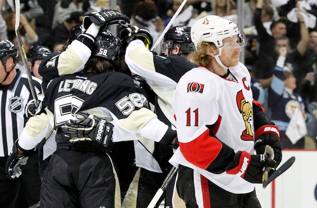It's possible that Daniel Alfredsson (No. 11) has played his final game in the NHL. (USATSI)