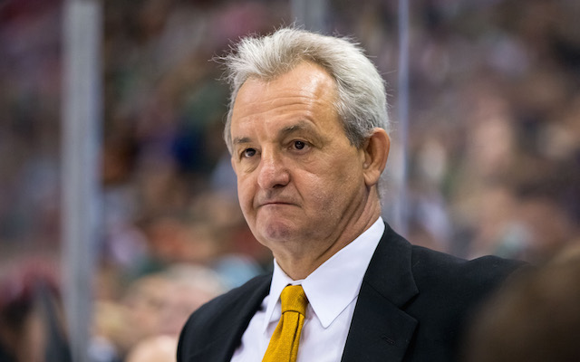 Kings keep coach Darryl Sutter with long-term contract ...