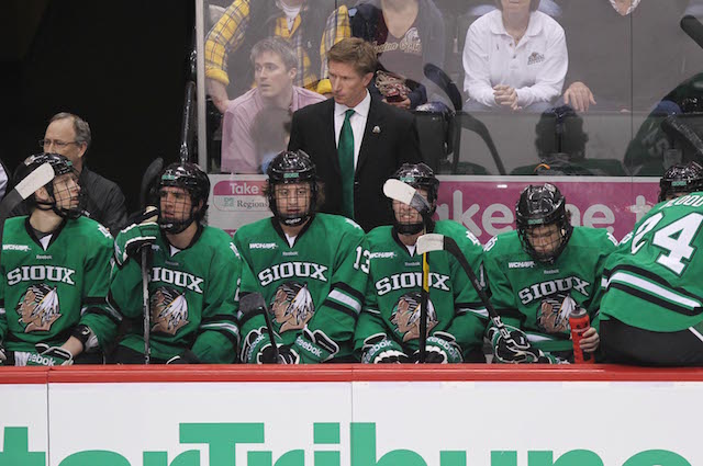 Dave Hakstol reportedly owes North Dakota money for leaving for the NHL. (USATSI)