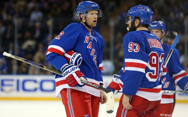 Eric Staal has just one goal in his first 12 games with the Rangers. (USATSI)