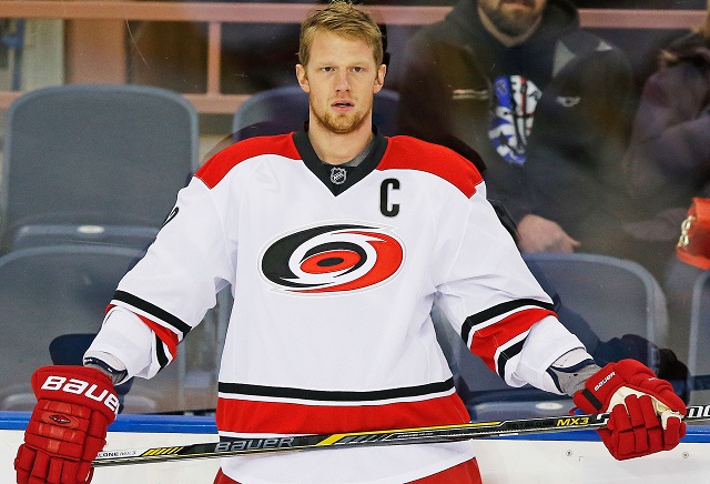 Hurricanes trade Eric Staal to Rangers