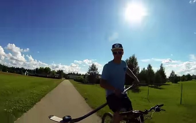 Olev Kork might just blow your mind with some insane puck juggling. (YouTube)