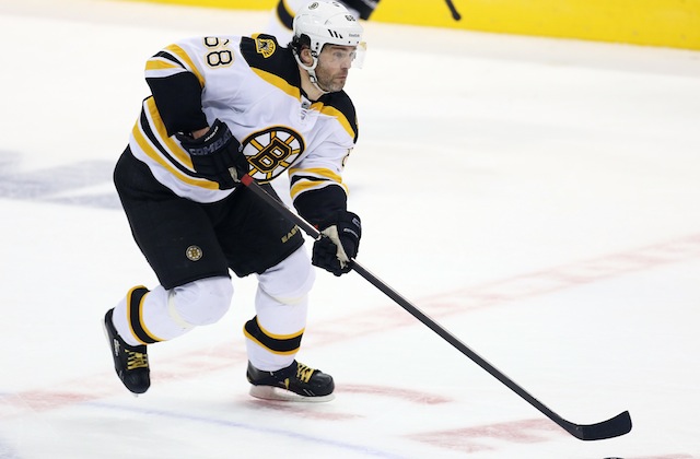 Bruins F Jaromir Jagr set to face his first team