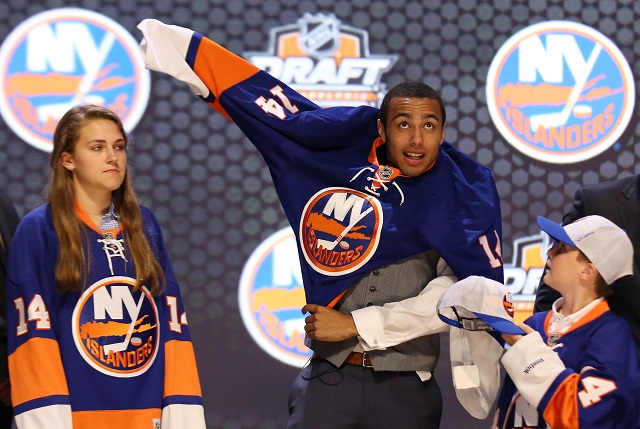 Report: Former NY Islanders 1st round pick Josh Ho-Sang