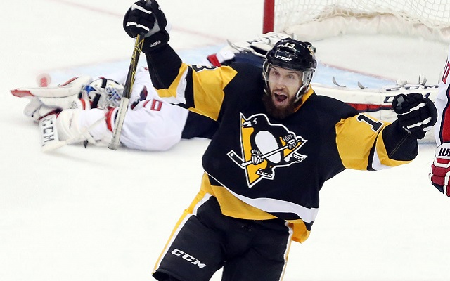 Nick Bonino was the hero as the Penguins eliminated the Capitals. (USATSI)