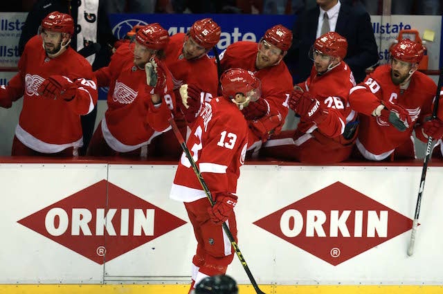Pavel Datsyuk and the Detroit Red Wings take a 2-1 series lead. (USATSI)