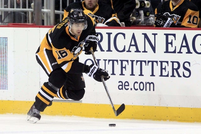 Brandon Sutter signed a five-year contract extension with the Canucks. (USATSI)